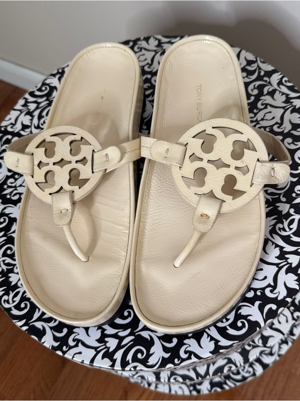 Tory Burch Miller Cloud Sandals Ivory White Size 8 - Picture 3 of 6